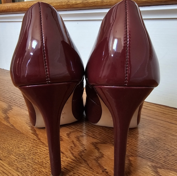 Patent Leather Womens Stiletto Heels; Size 8 Medium - Picture 5 of 12